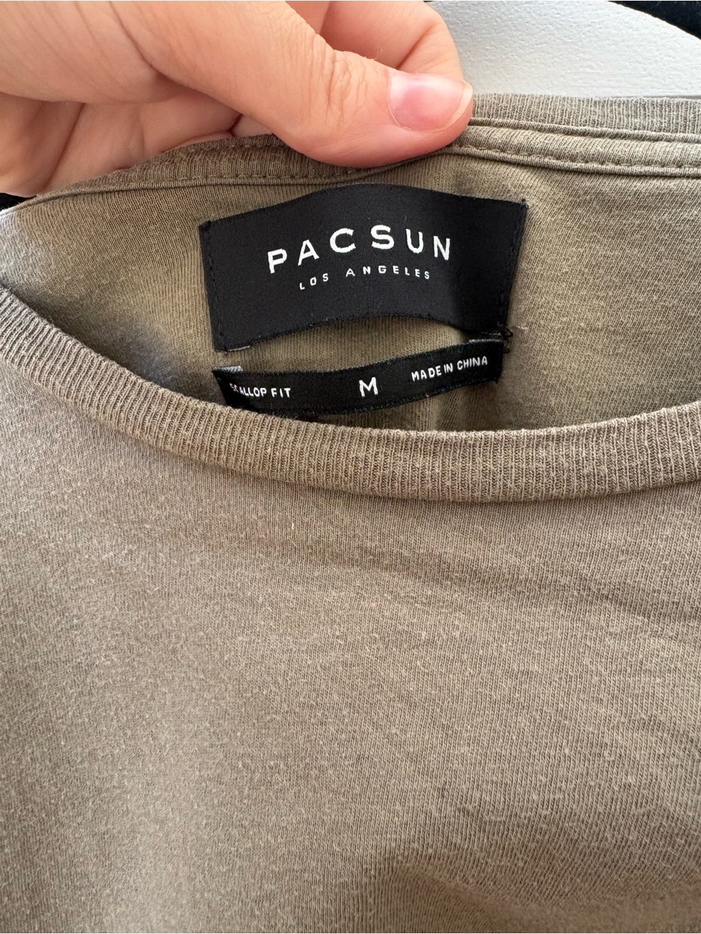 Pacsun Olive Green Long Sleeve Curved Hem Shirt Medium - Picture 3 of 3
